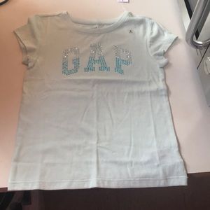 new T-shirt for a girl 6-7 years,light blue color